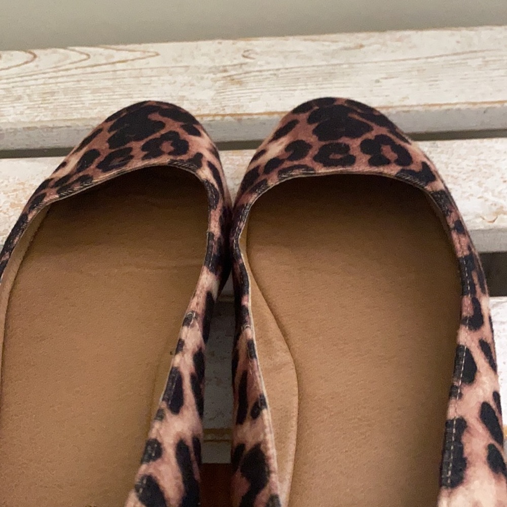 Steve Madden Leopard Print Flats in Brown and Black - Picture 7 of 8
